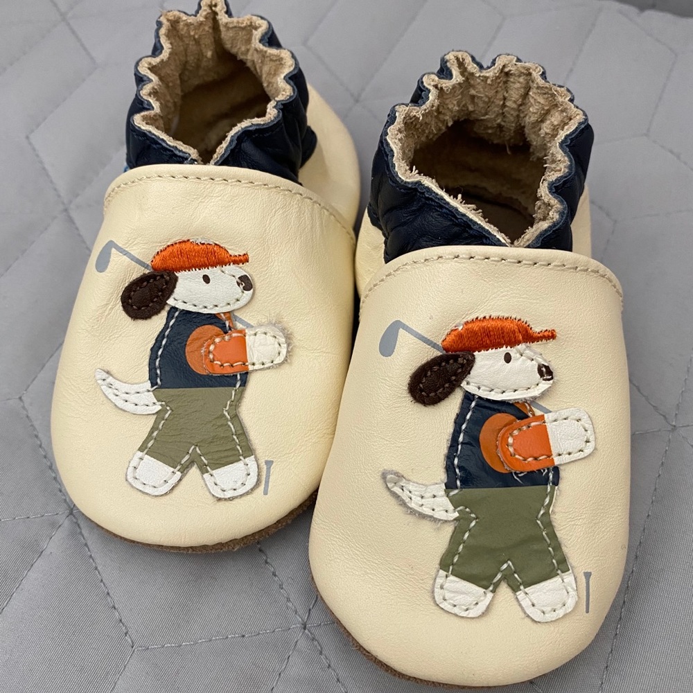 Robeez by StrideRite crib shoe
